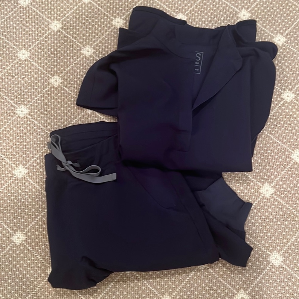 FIGS Rafaela & Zamora navy scrub set, XXS XS
